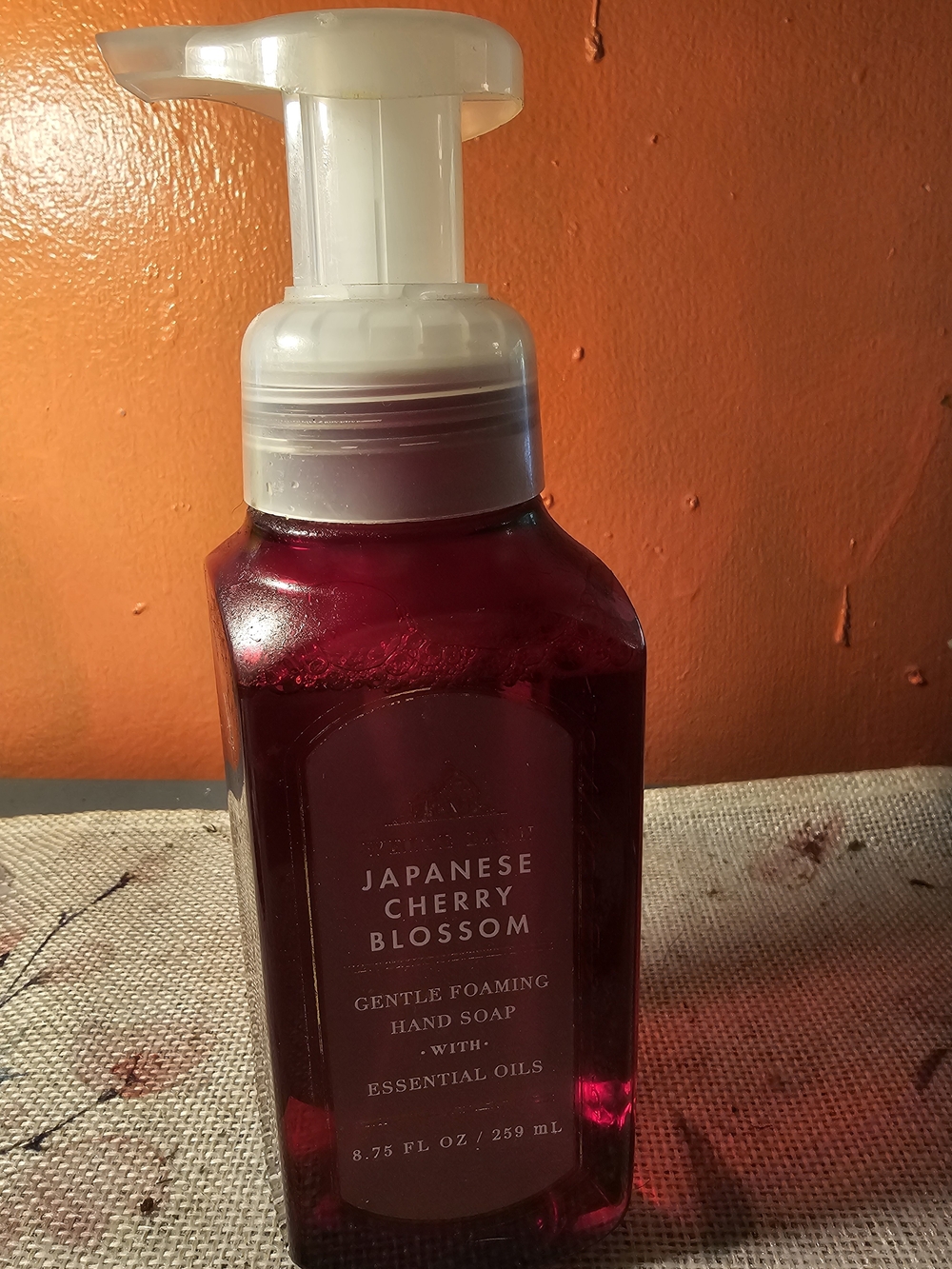 Bath & Body Works Japanese Cherry Blossom Foaming Hand Soap - Deep Pink Bottle